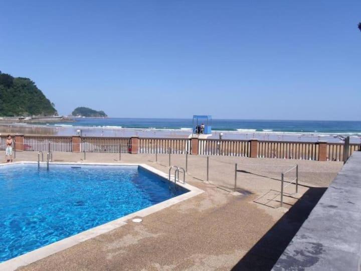 Beach House ***** Zarautz Bagian luar foto